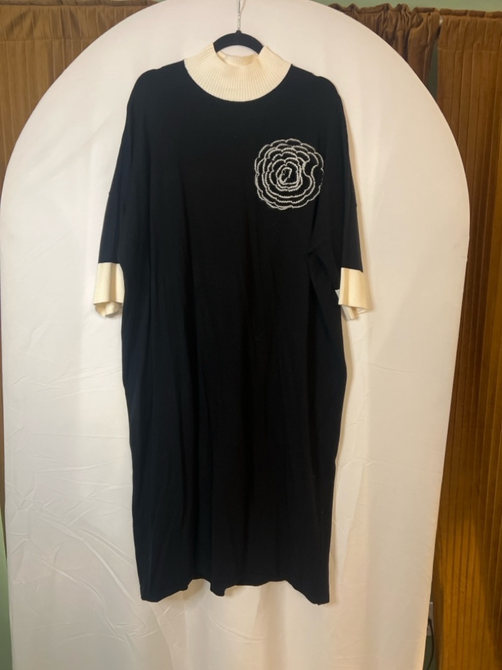 Black Knit Midi Dress with Cream Contrast - Picture 2 of 5